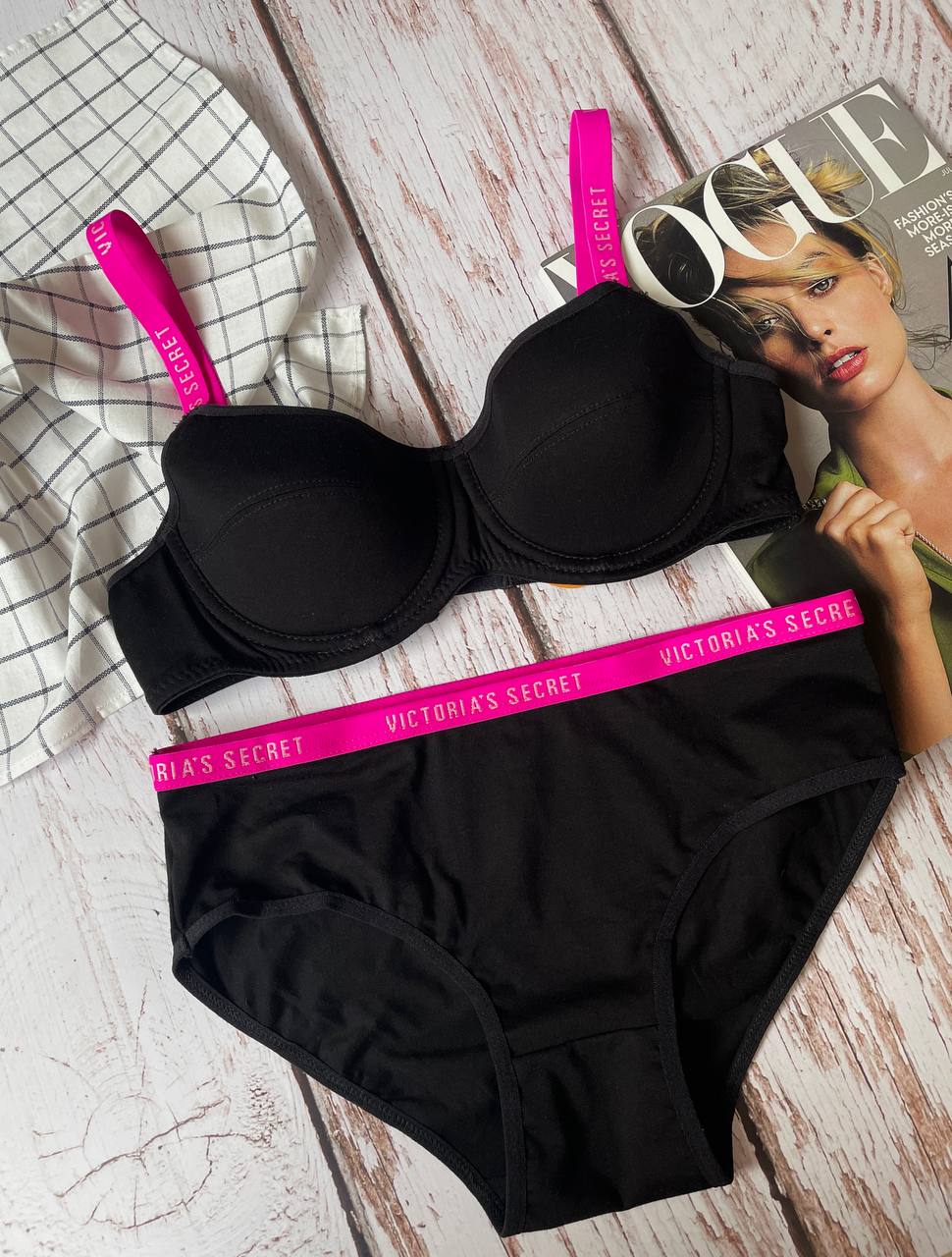 ست شورت و سوتین میسا طرح ویکتوریا سکرت