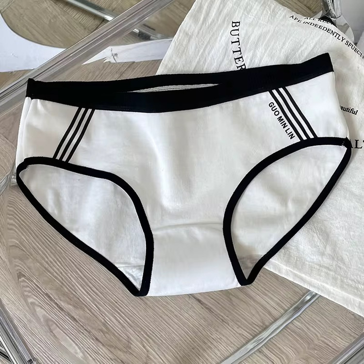 شورت نخی طرح اسپرت سایز لارج
